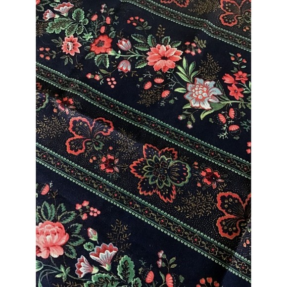 Joan Kessler Cotton Fabric Concord Red Flowers Floral Stripes Blue Gold Quilt US - Picture 4 of 5